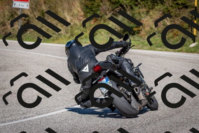 202509271322-DSC_7081_c2