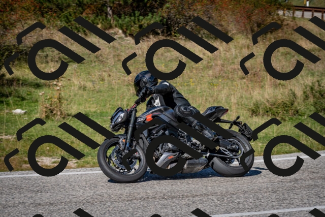 202509271322-DSC_7090_c2