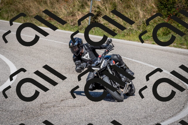 202509271325-DSC_7120_c2