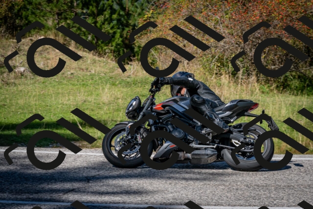 202509271325-DSC_7122_c2