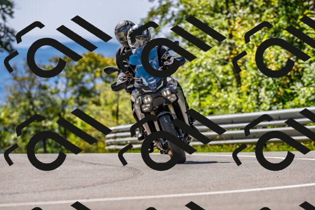 202509271247-DSC_4035_d2_