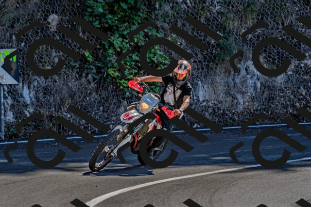 202509271258-DSC_4059_d2_