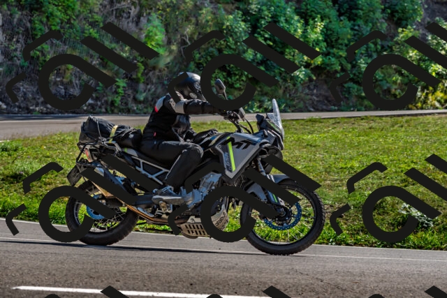 202509271427-DSC_4264_d2_