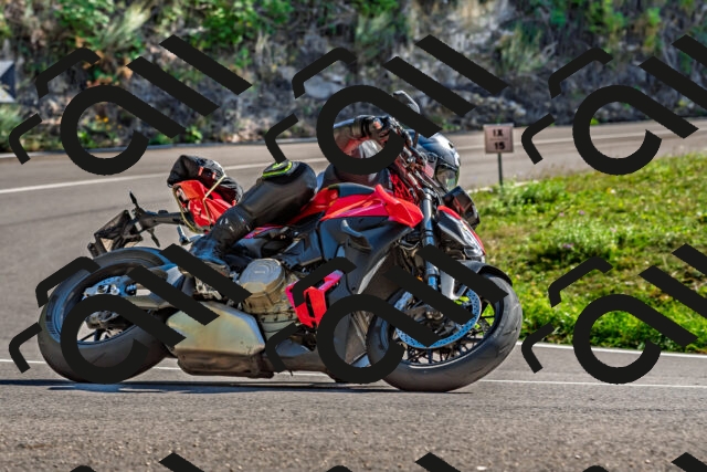 202509271456-DSC_4400_d2_