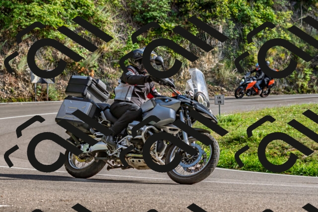 202509271555-DSC_4579_d2_