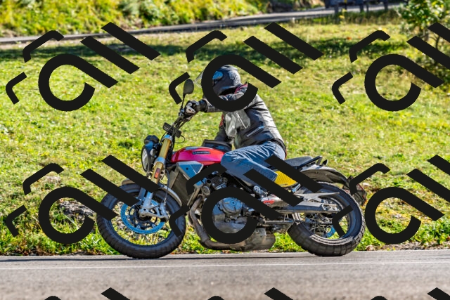 202509271619-DSC_4631_d2_