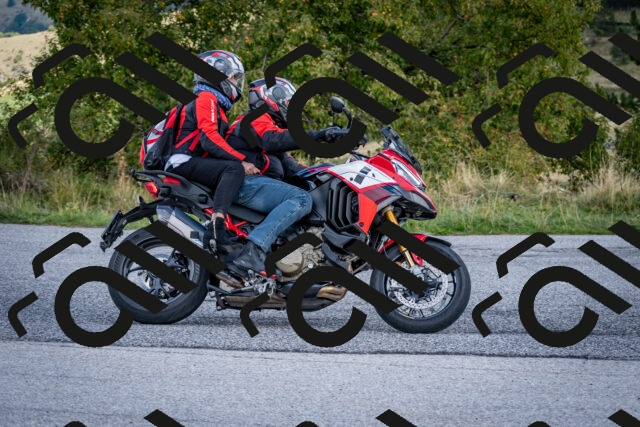 202509281152-DSC_7247_c2