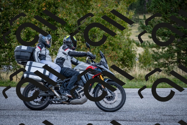 202509281220-DSC_7315_c2