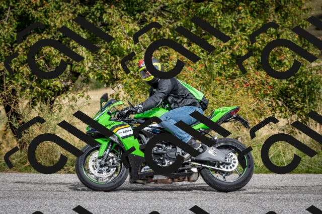 202509281250-DSC_7361_c2