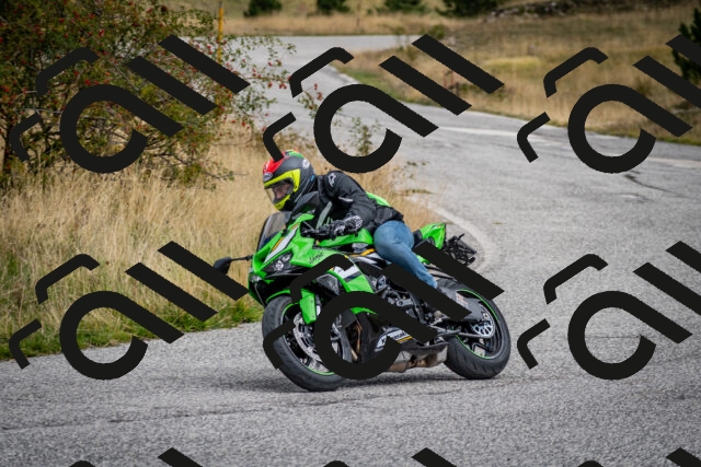 202509281252-DSC_7371_c2