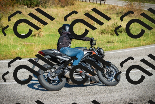 202509281059-DSC01026_c1_