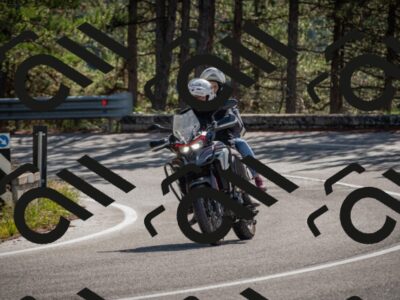 20250928105819-_5005663_am_