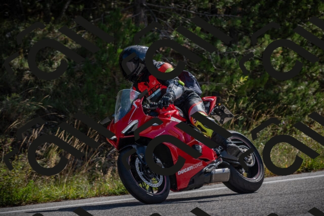 20250928110749-_5005705_am_