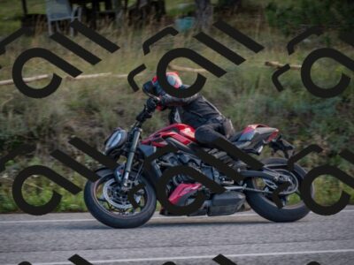 20250928114008-_5005878_am_