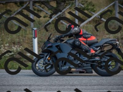 20250928120158-_5005954_am_