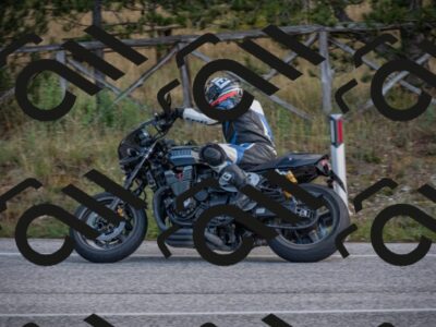 20250928120201-_5005958_am_