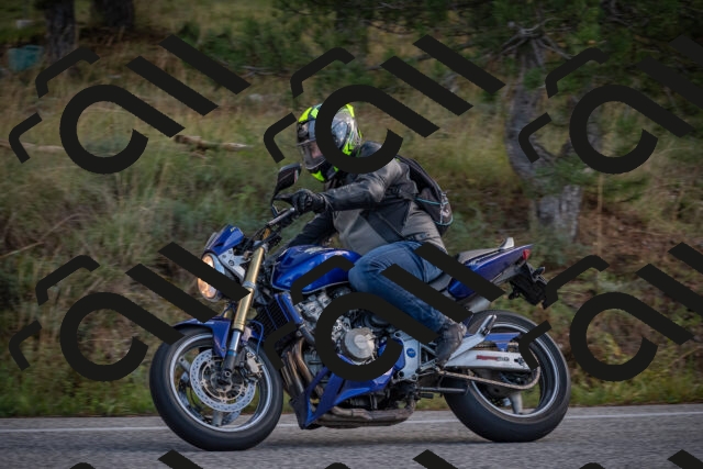 20250928120431-_5005972_am_