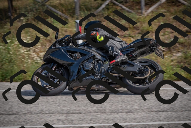 20250928130251-_5006249_am_