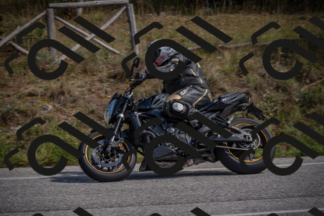 20250928130307-_5006264_am_