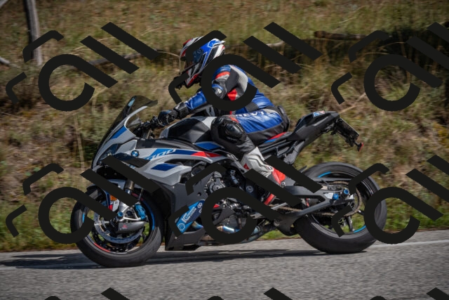 20250928130344-_5006283_am_