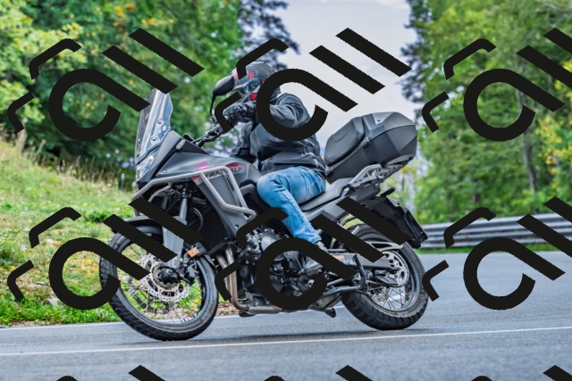 202509281030-DSC_4697_d2_