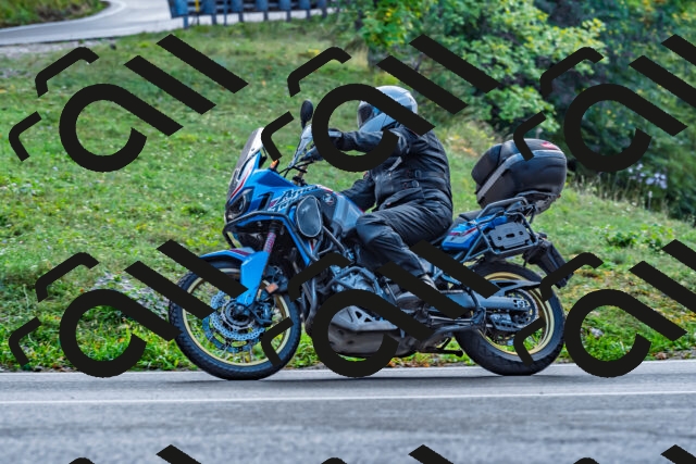 202509281034-DSC_4728_d2_