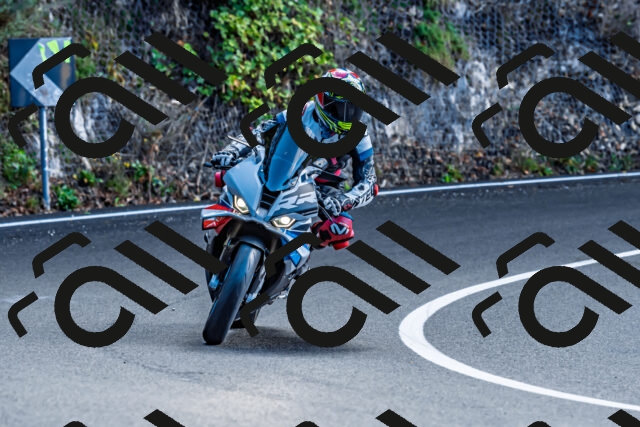 202509281038-DSC_4747_d2_