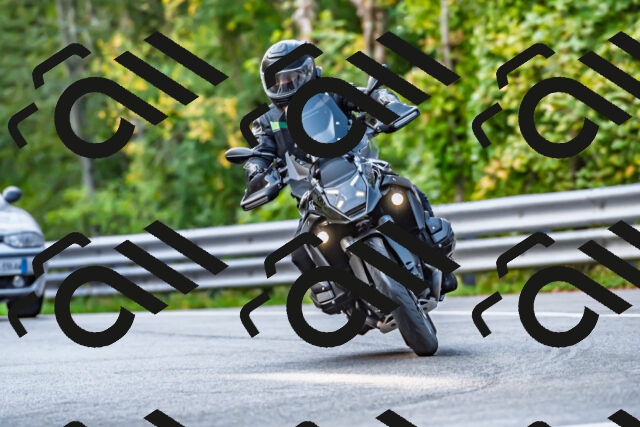 202509281047-DSC_4833_d2_