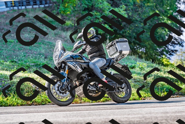 202509281056-DSC_4885_d2_