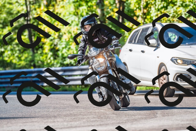 202509281056-DSC_4889_d2_