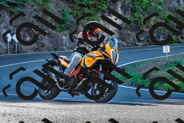 202509281102-DSC_4904_d2_