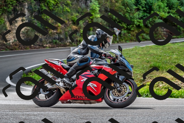 202509281136-DSC_5082_d2_