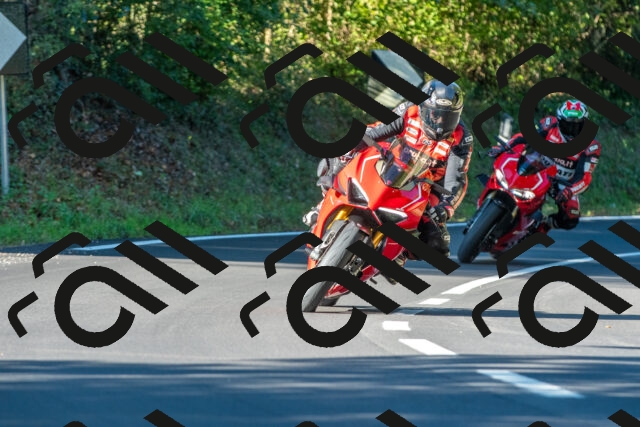 20250928094830_-R027816_r2