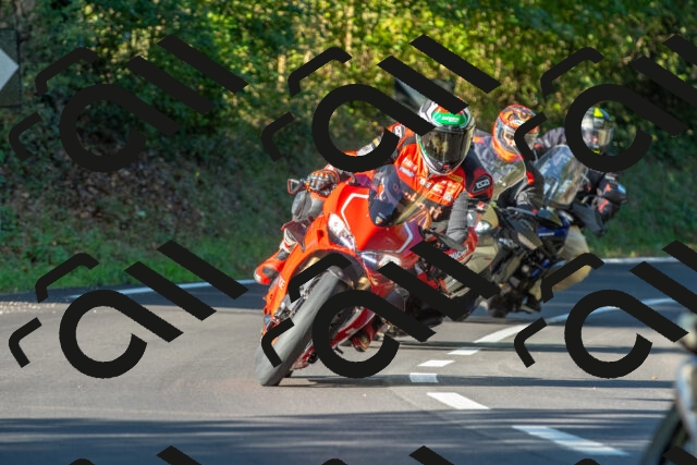 20250928094831_-R027819_r2