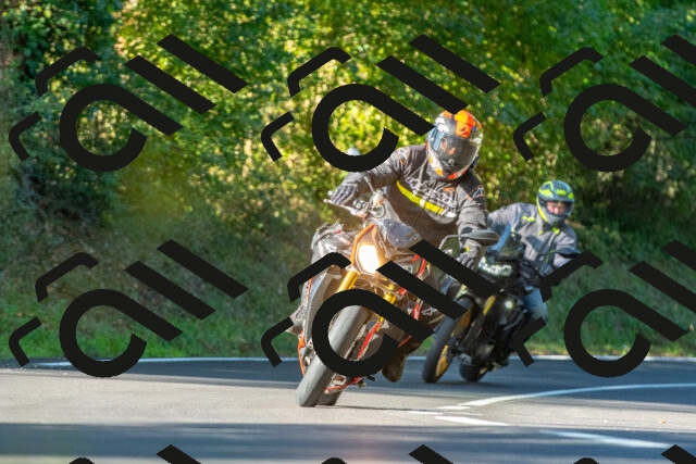 20250928100139_-R027878_r2