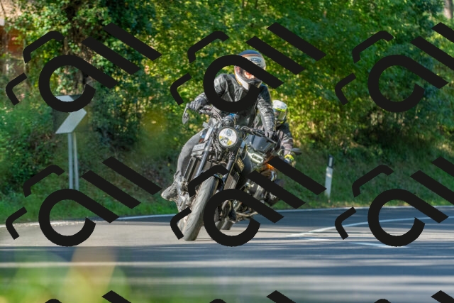 20250928100459_-R027920_r2