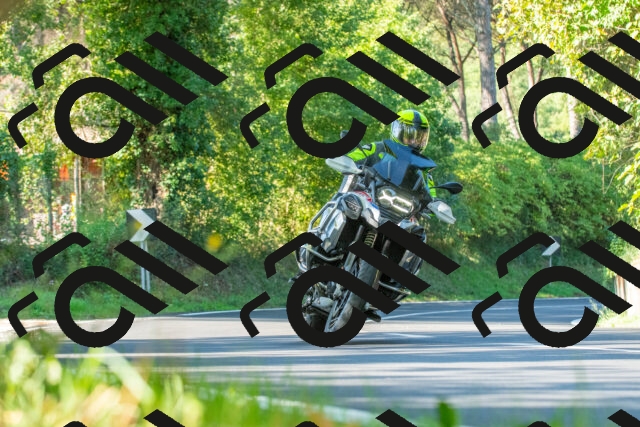 20250928100828_-R027987_r2