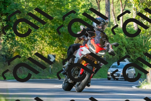 20250928101101_-R028036_r2