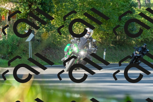 20250928101154_-R028064_r2