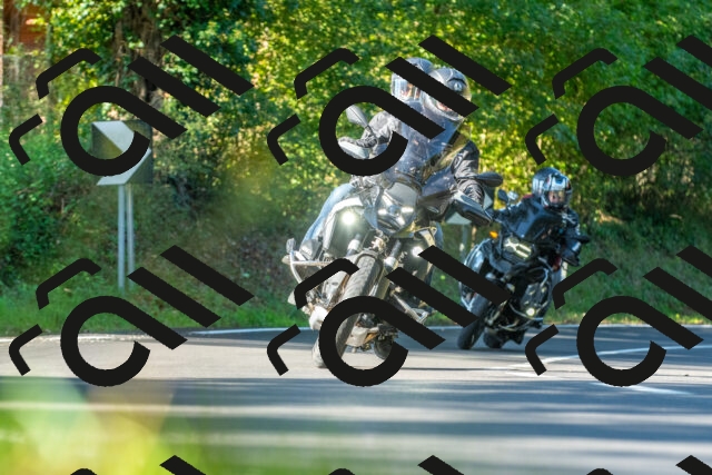 20250928101237_-R028074_r2