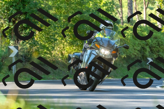 20250928101241_-R028083_r2