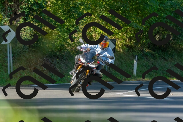 20250928101501_-R028095_r2