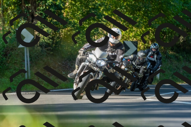 20250928101502_-R028100_r2