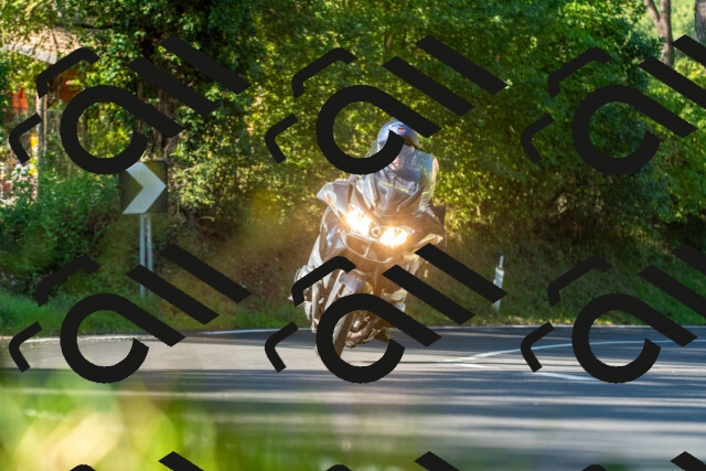 20250928101702_-R028114_r2