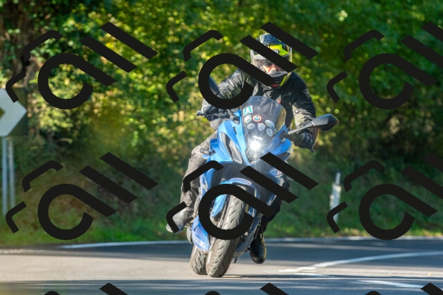 20250928101717_-R028122_r2