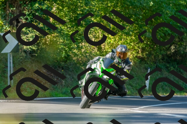 20250928101728_-R028124_r2