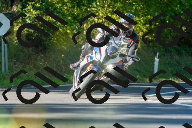 20250928102439_-R028149_r2