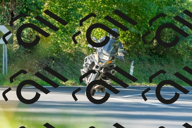 20250928102603_-R028151_r2