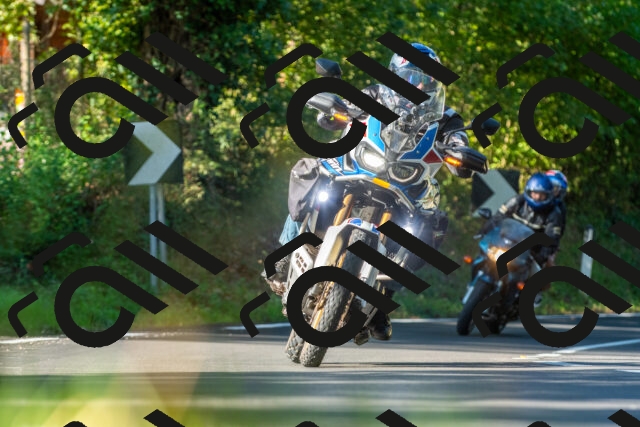 20250928102652_-R028171_r2