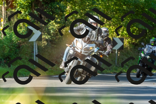 20250928102654_-R028178_r2